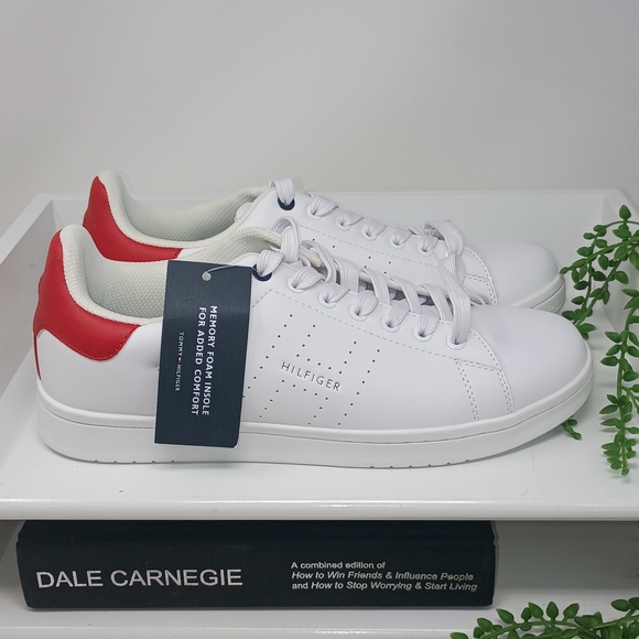 Tommy Hilfiger Men's White and Red Athletic Shoes - Picture 4 of 7